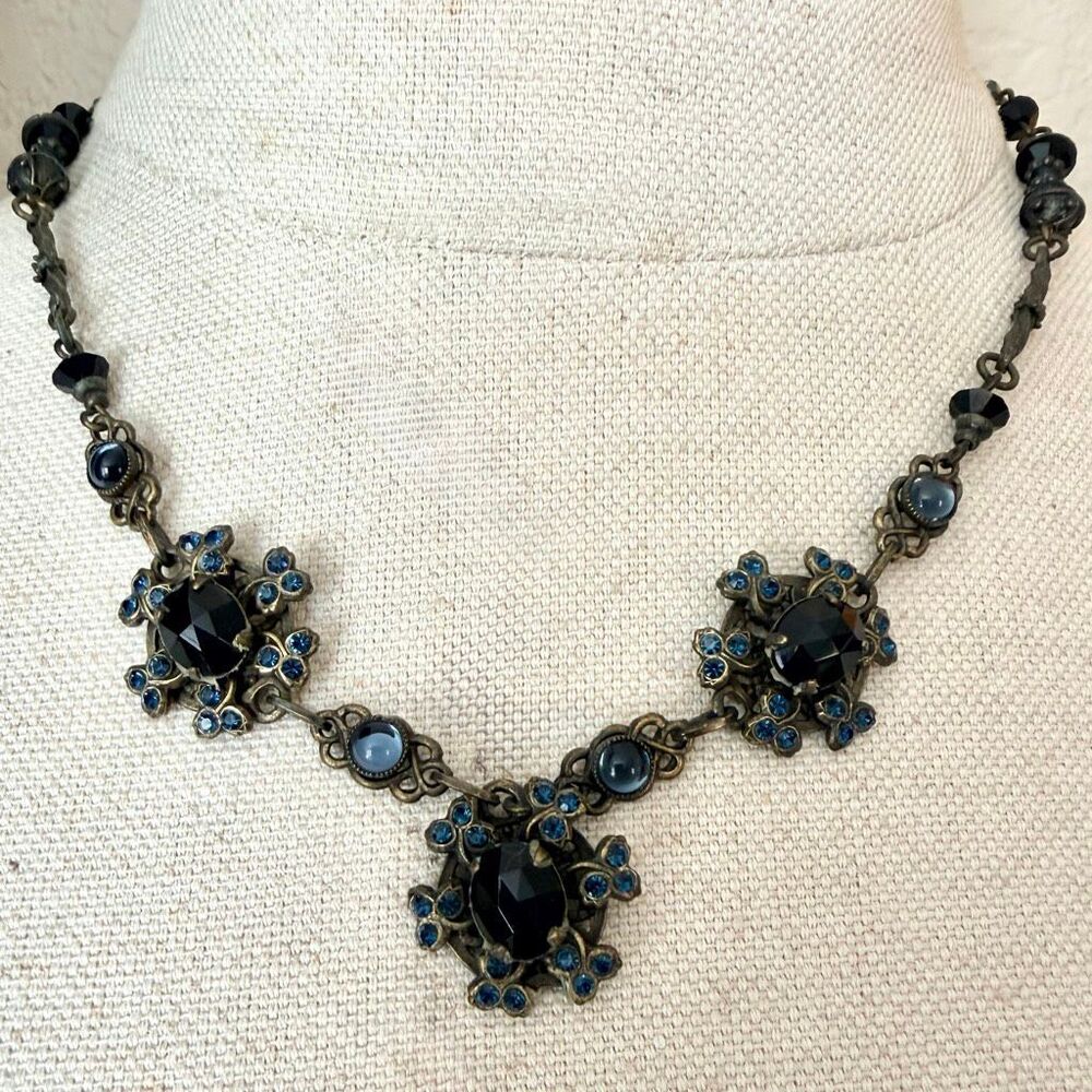 Vintage Sweet Romance USA Blue Black Rhinestone Floral Statement Necklace